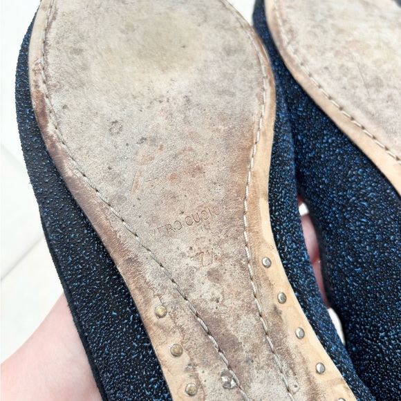 Brian Atwood BF Avignon Flats navy suede pointed toe flaws size 7.5 - Picture 5 of 7